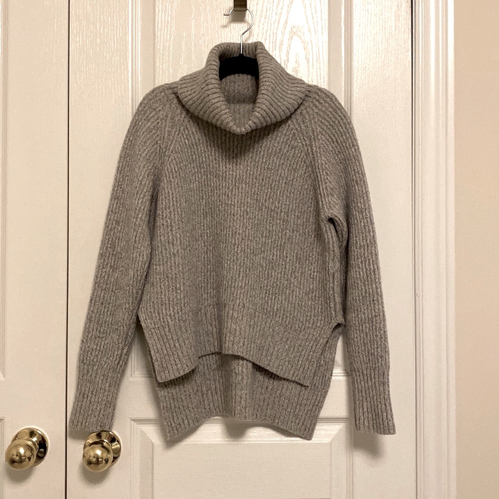 Wilfred Free Lin Sweater